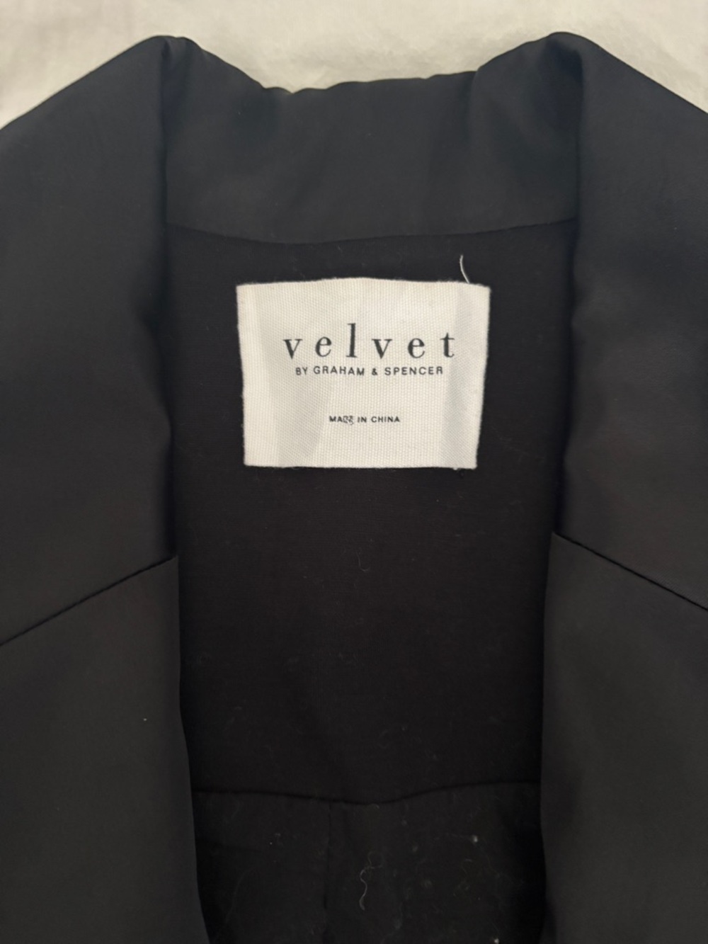 Women’s Velvet Black Knit Tuxedo Blazer size medium - Picture 2 of 4